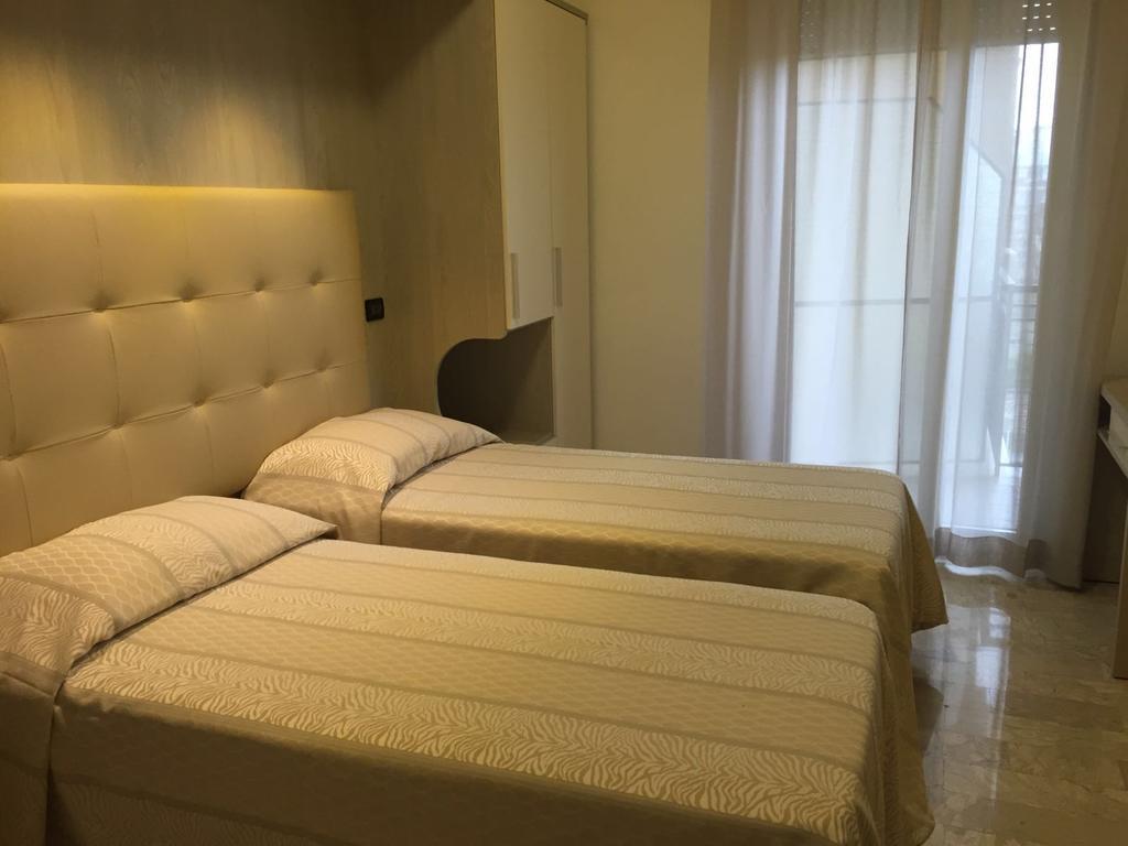 Hotel Grado Bellaria-Igea Marina Buitenkant foto