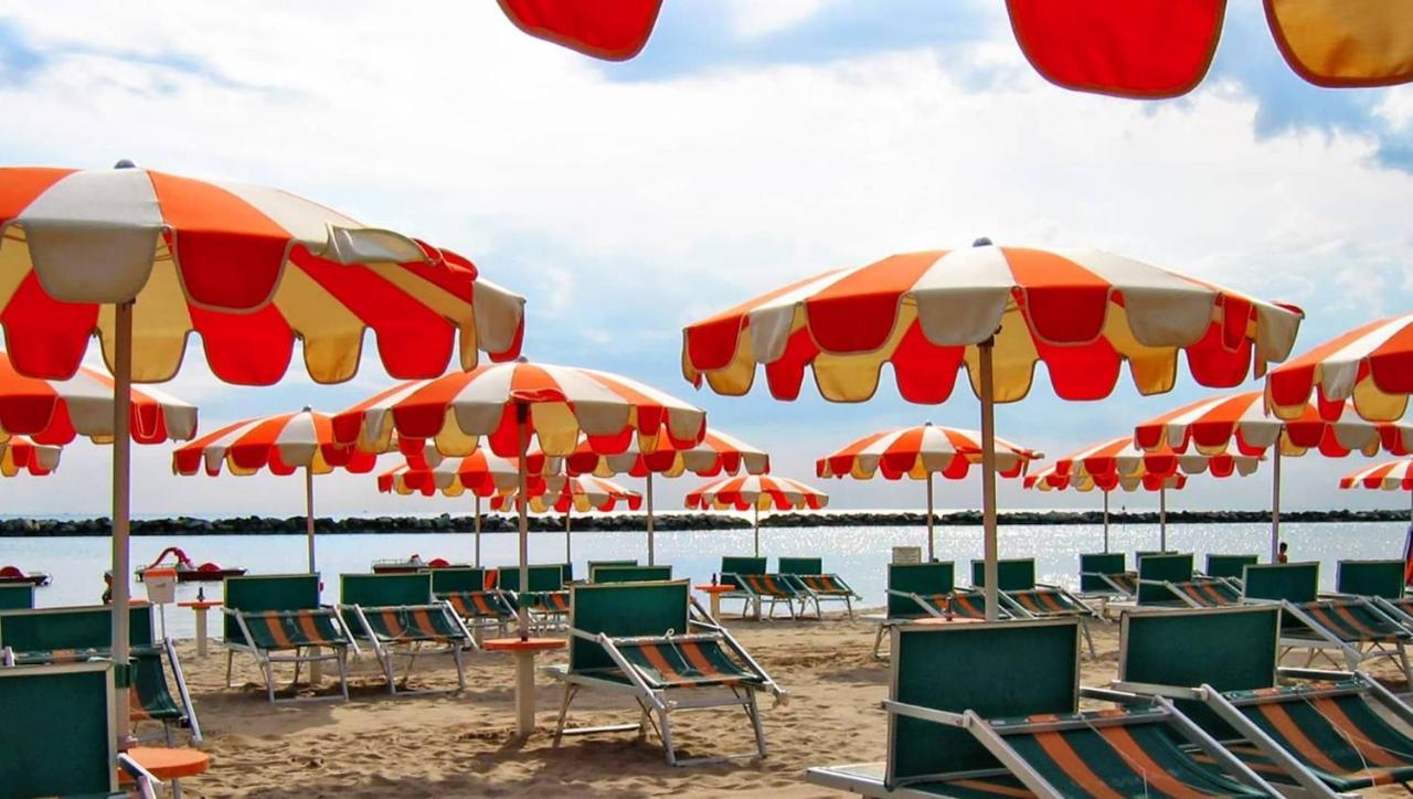 Hotel Grado Bellaria-Igea Marina Buitenkant foto