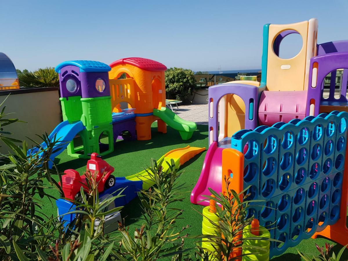 Hotel Grado Bellaria-Igea Marina Buitenkant foto