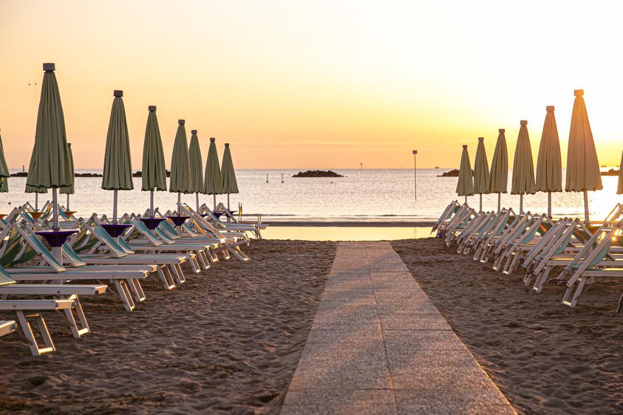Hotel Grado Bellaria-Igea Marina Buitenkant foto
